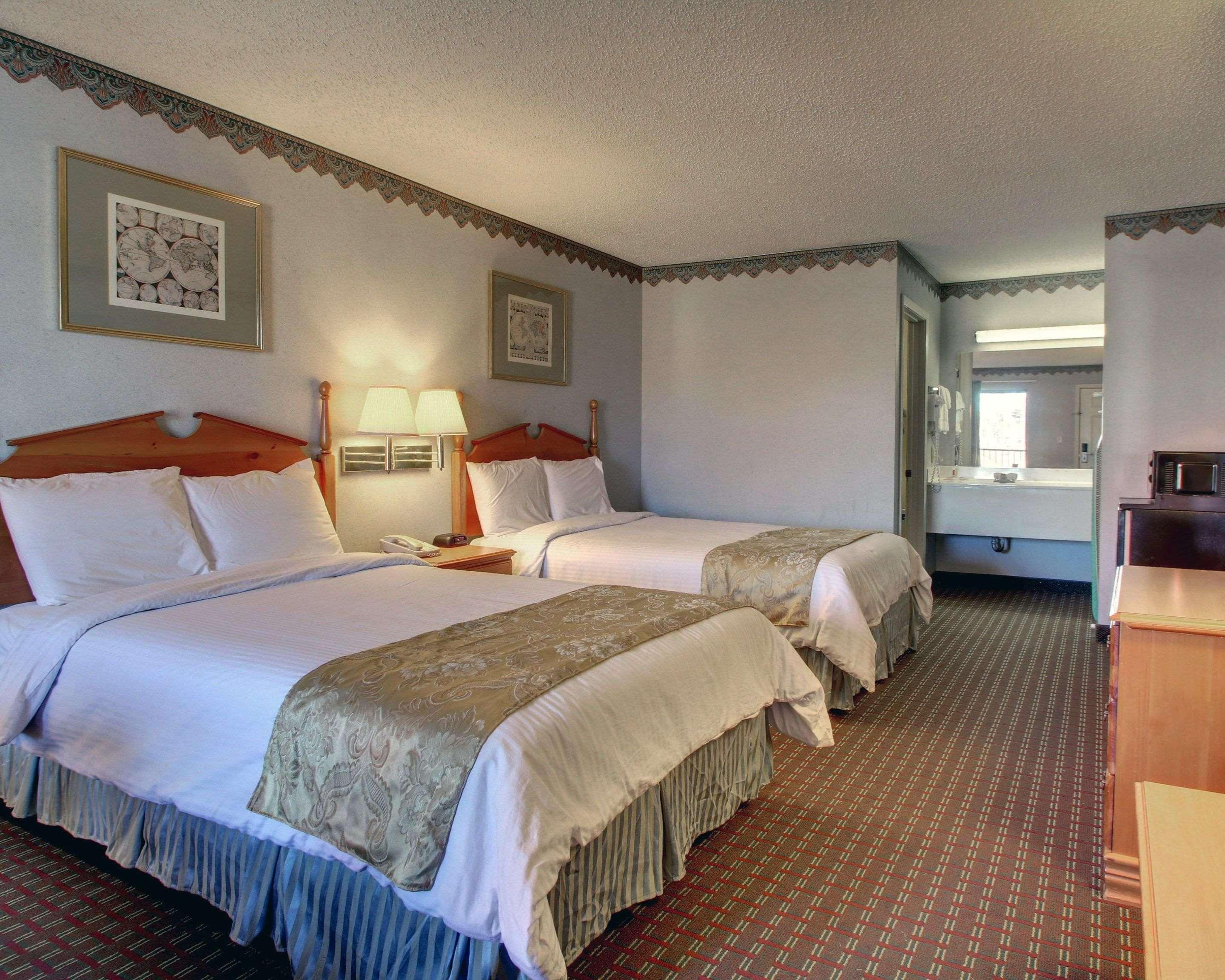 Econo Lodge Clinton Ngoại thất bức ảnh