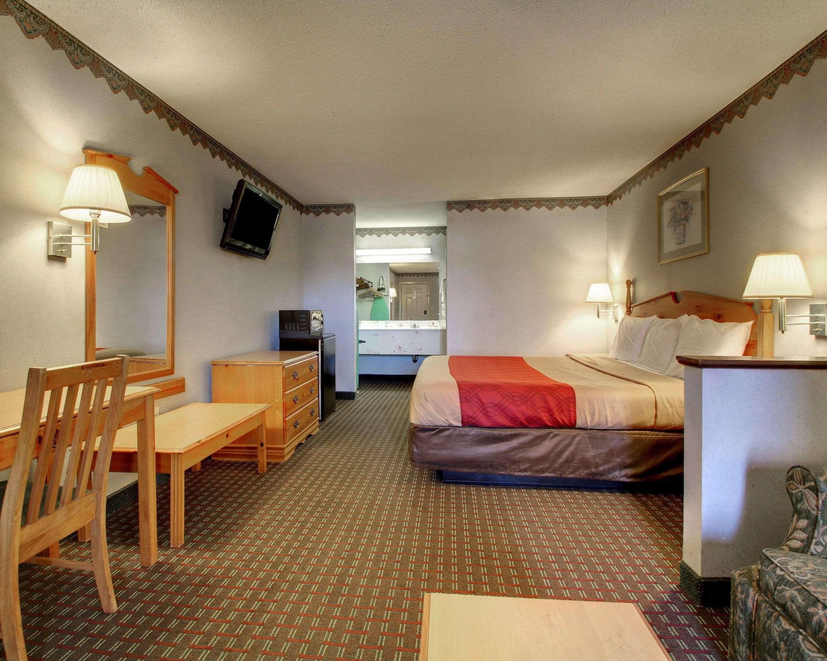 Econo Lodge Clinton Ngoại thất bức ảnh