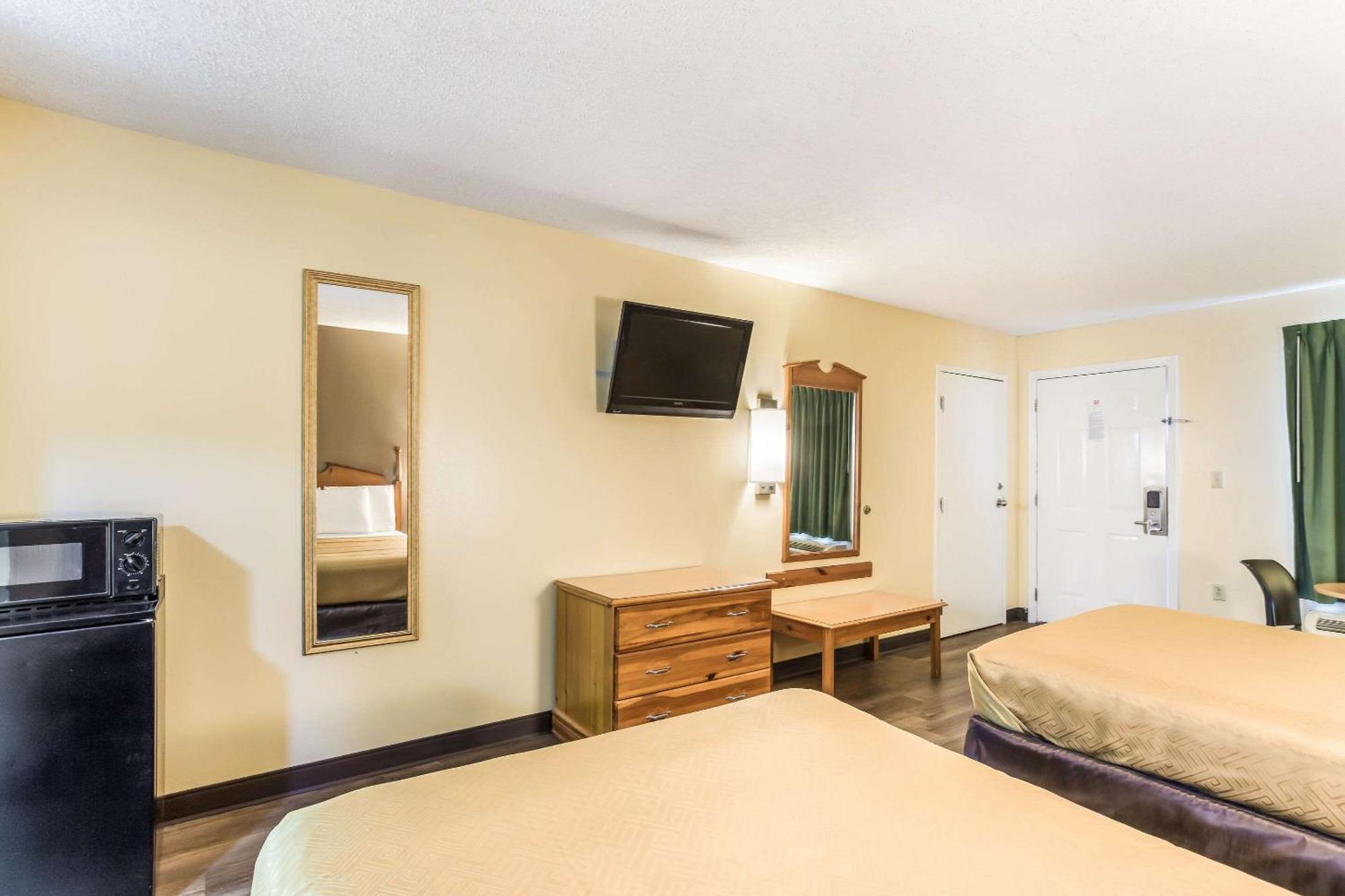 Econo Lodge Clinton Ngoại thất bức ảnh